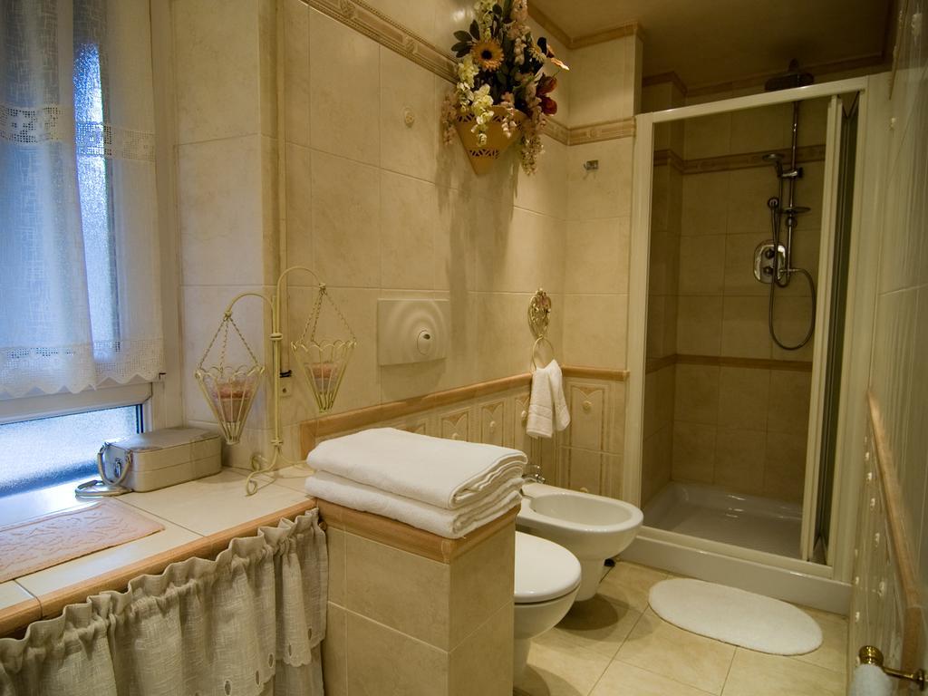 Couette-café Les Suites Rome