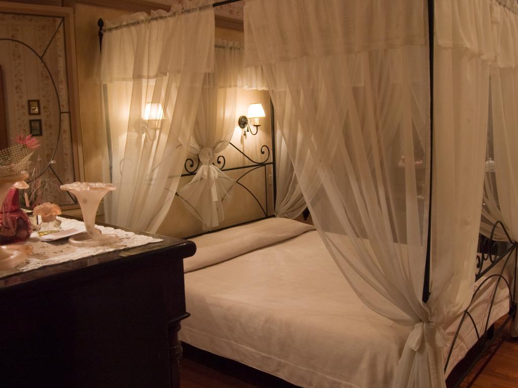 Couette-café Les Suites 3*