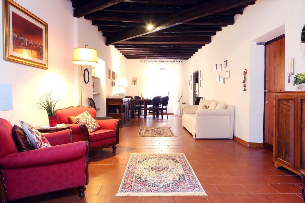 La Torre Del Moro - Rh Collection Rome