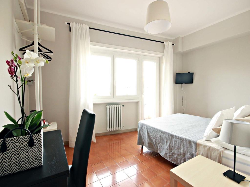 La Lanterna Di San Pietro Apartment