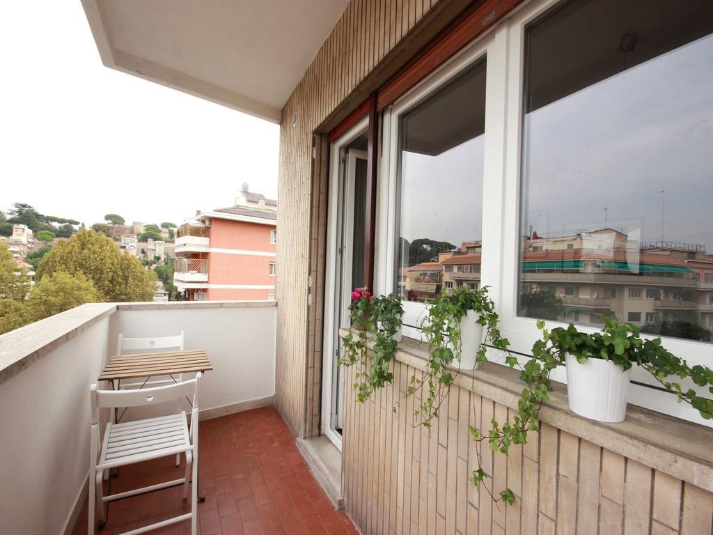 La Lanterna Di San Pietro Apartment *
