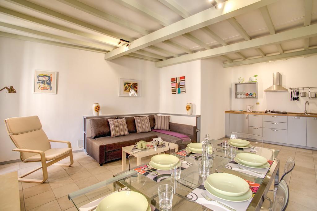 Apartamento Three Bedroom Campo Dei Fiori Roma