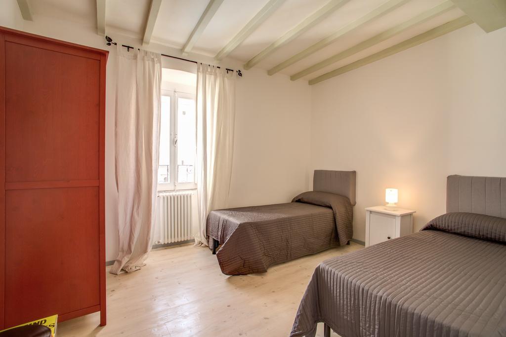 Apartamento Three Bedroom Campo Dei Fiori