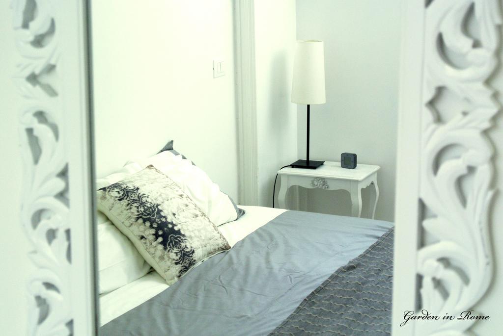 Giuseppe Avezzana Apartment