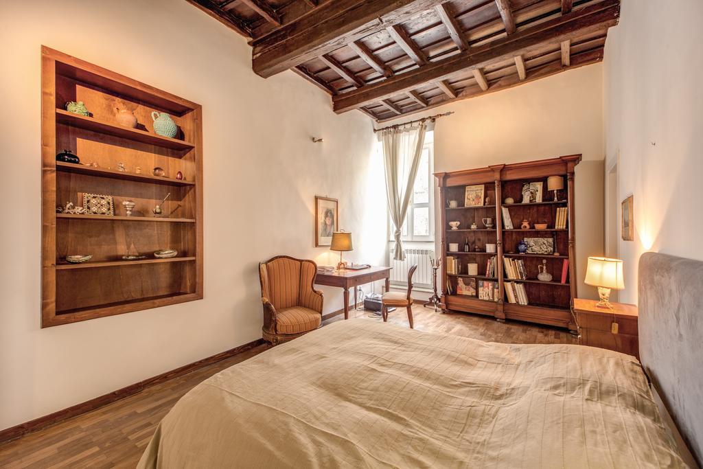 Borgo Pio Passetto Papale Apartment Rome