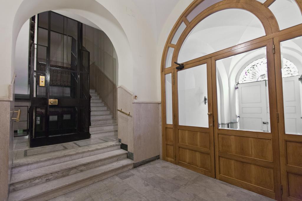 Gianicolo House *