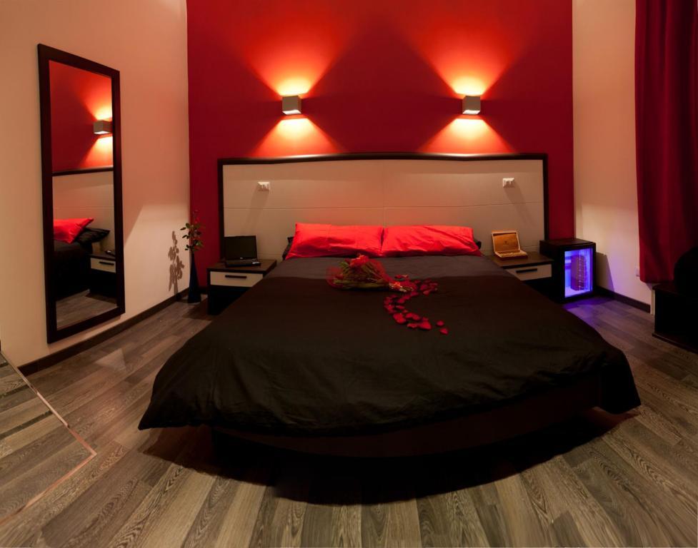 Chroma Exy - Chroma Italy 2* Rome