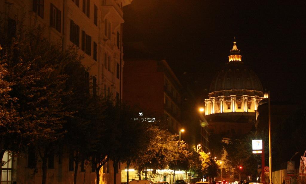 Friccico Di Luna Apartment Rome
