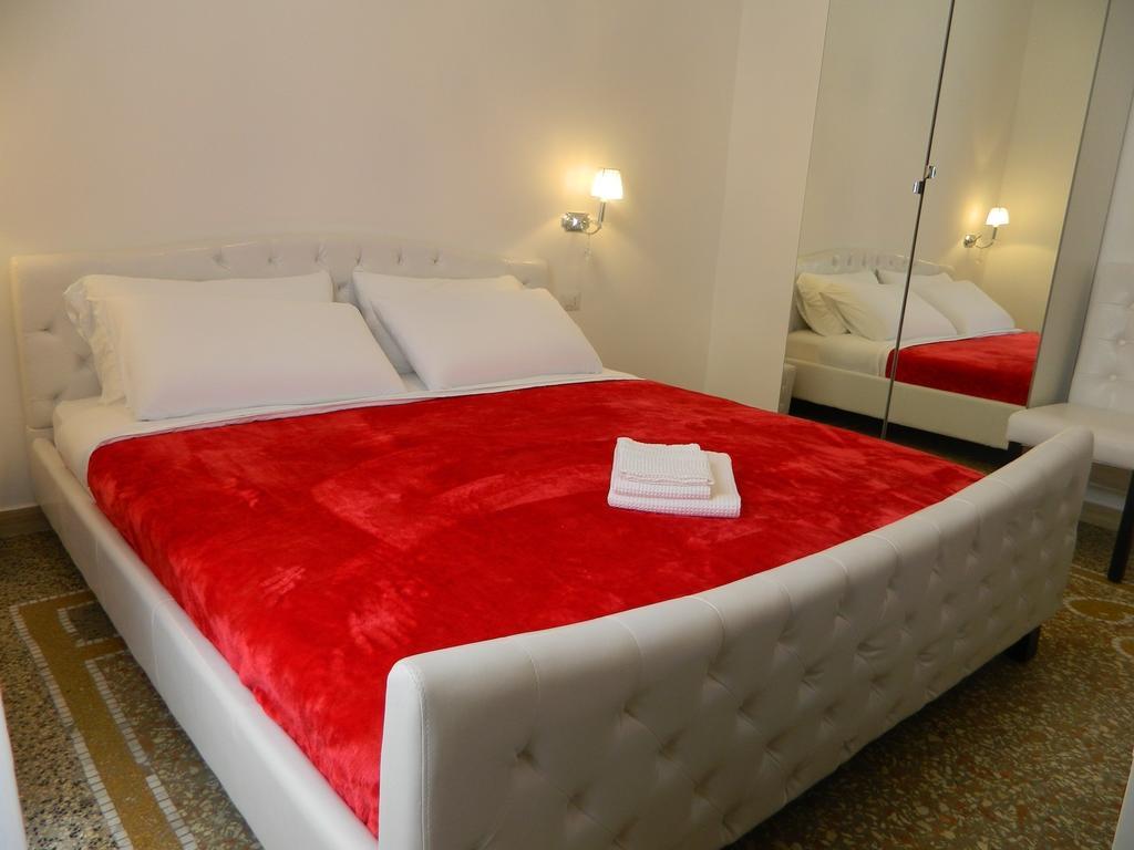 Vatican Couette-café 3*