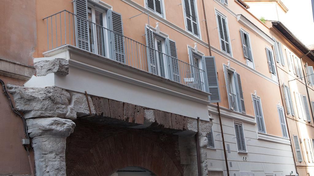 Apartment Arenula Balcony