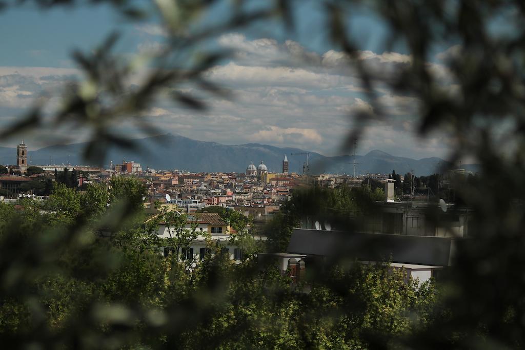 Trastevere Belvedere * Rome