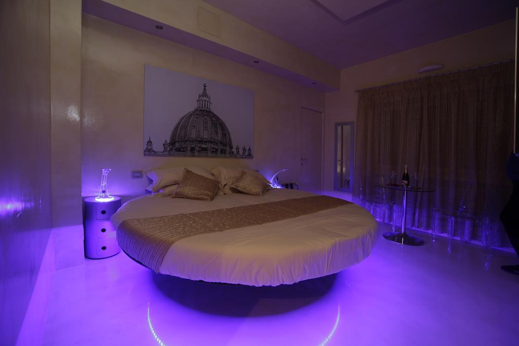 Couette-café Myrome Vatican 3*