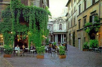 Hotel In And Out Piazza Navona Rome