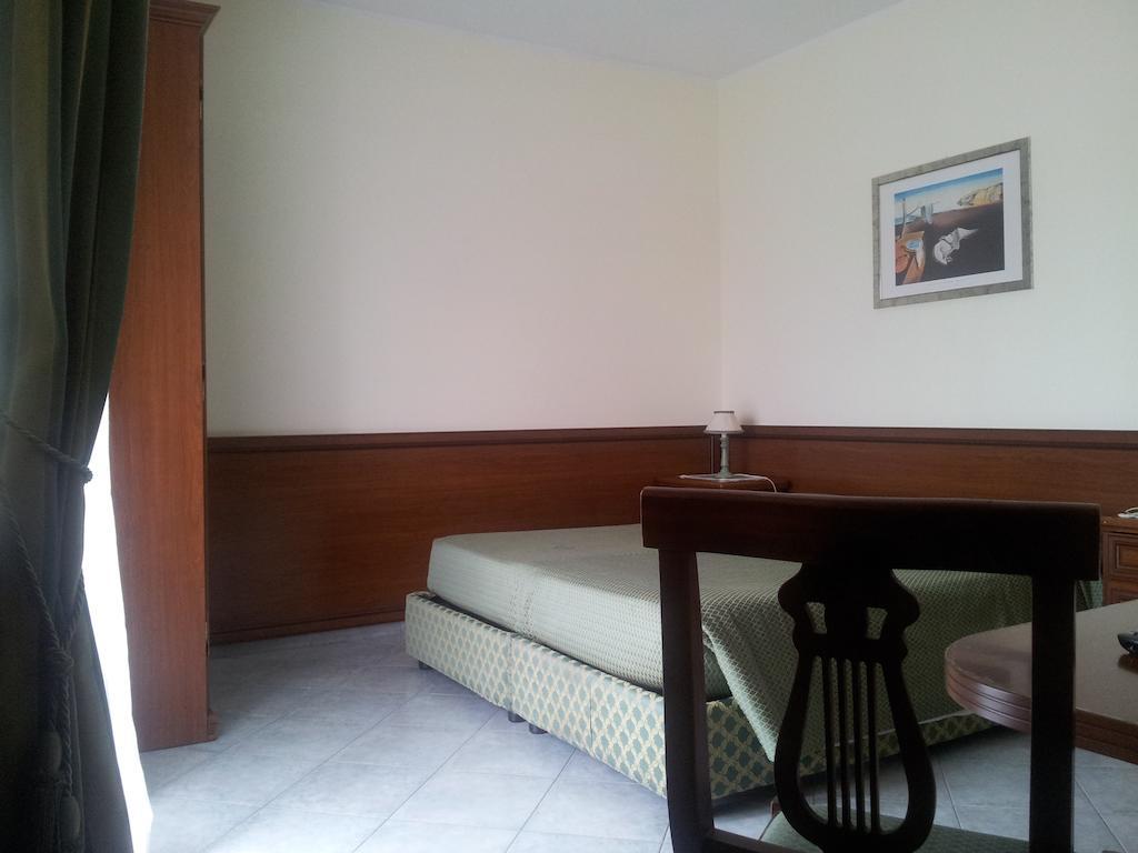 Hotel Octavia 3*