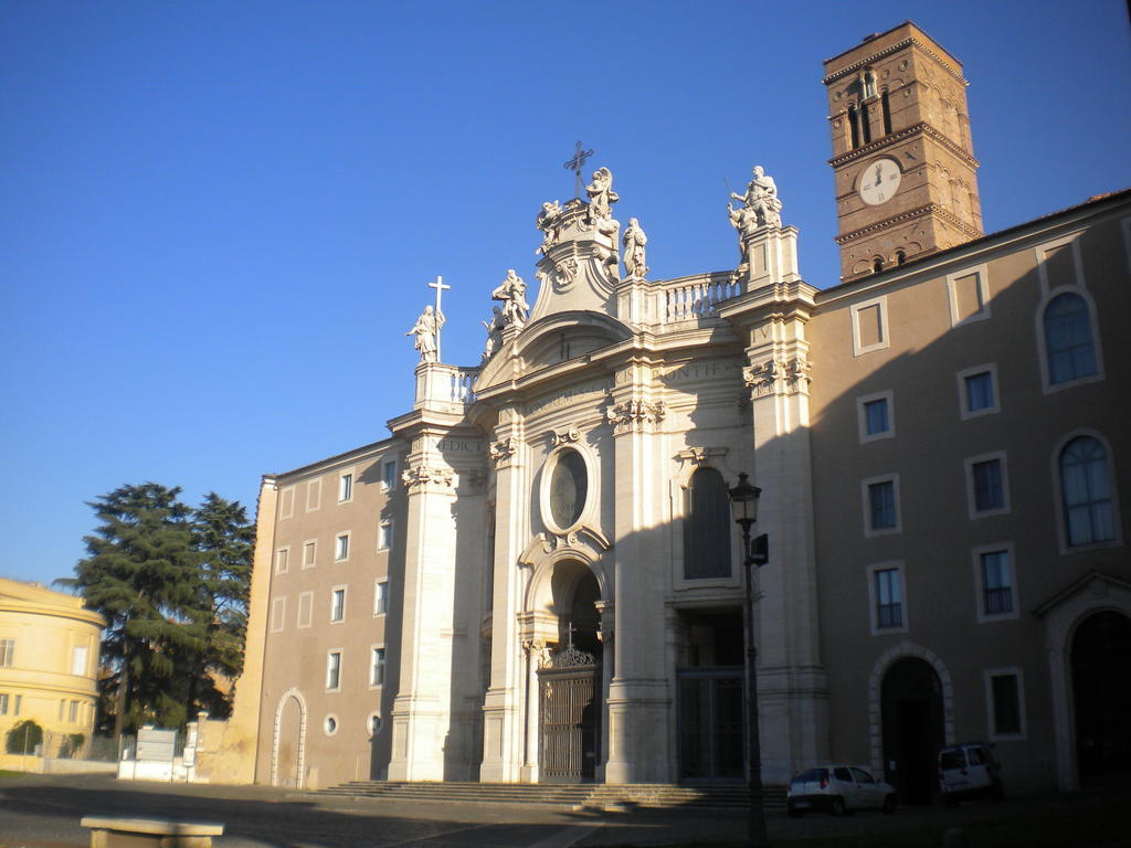 Bed & Breakfast La Finestra Di Fronte