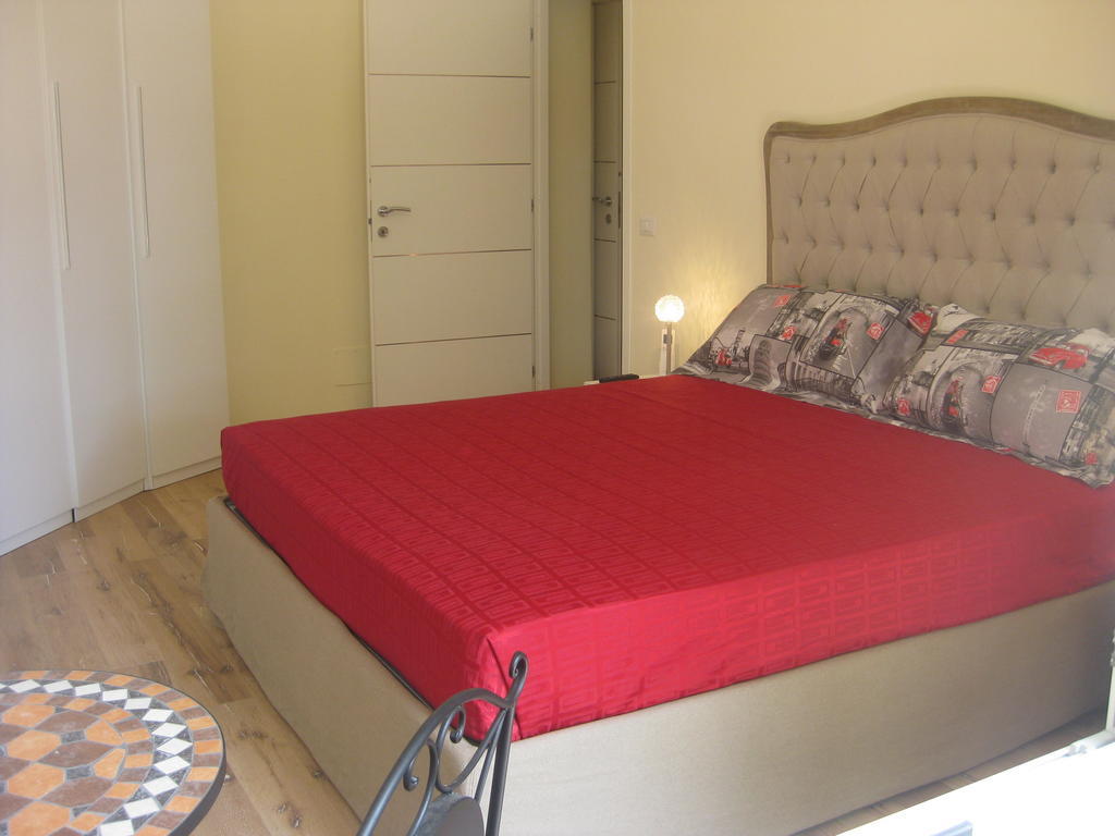Guest house Demi's 3*