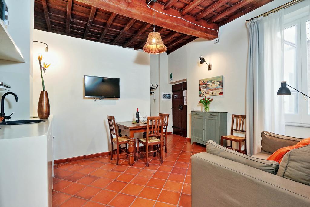 Apartment Cancelleriadieci Rome
