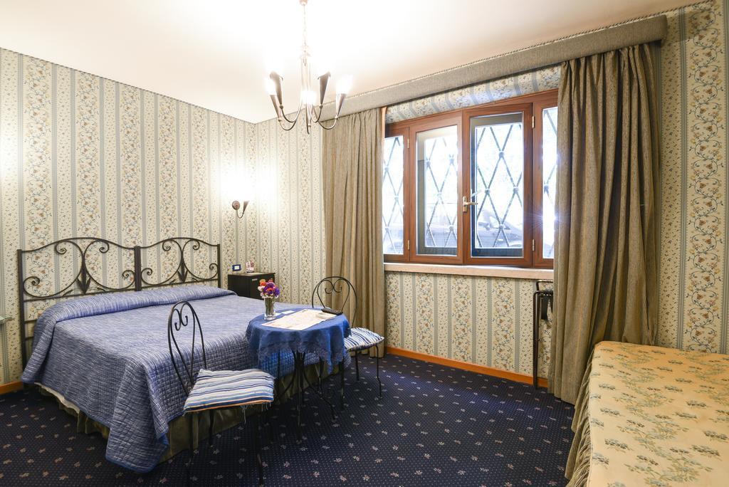 Bed & Breakfast Residenza Ave 4*