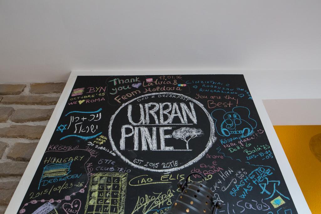 Urban Pine Rooms Rome
