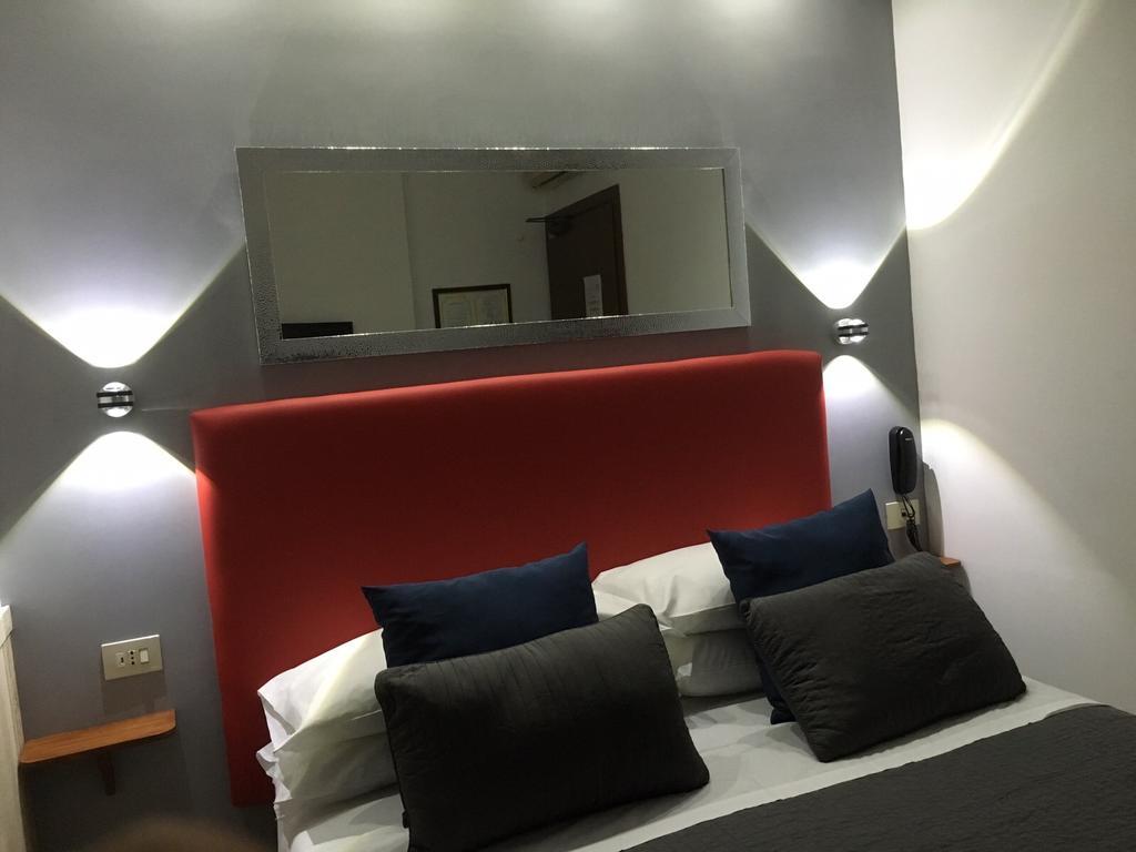 Center 2 Roma