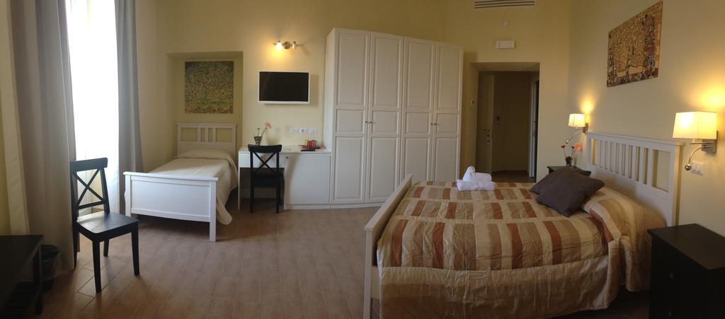 Guest house Serventi Longhi Rome