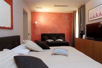 Hotel Down Town - Domus Collection