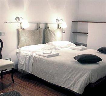 Couette-café Arco Del Lauro 3*