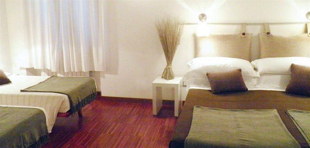 B&B Arco Del Lauro