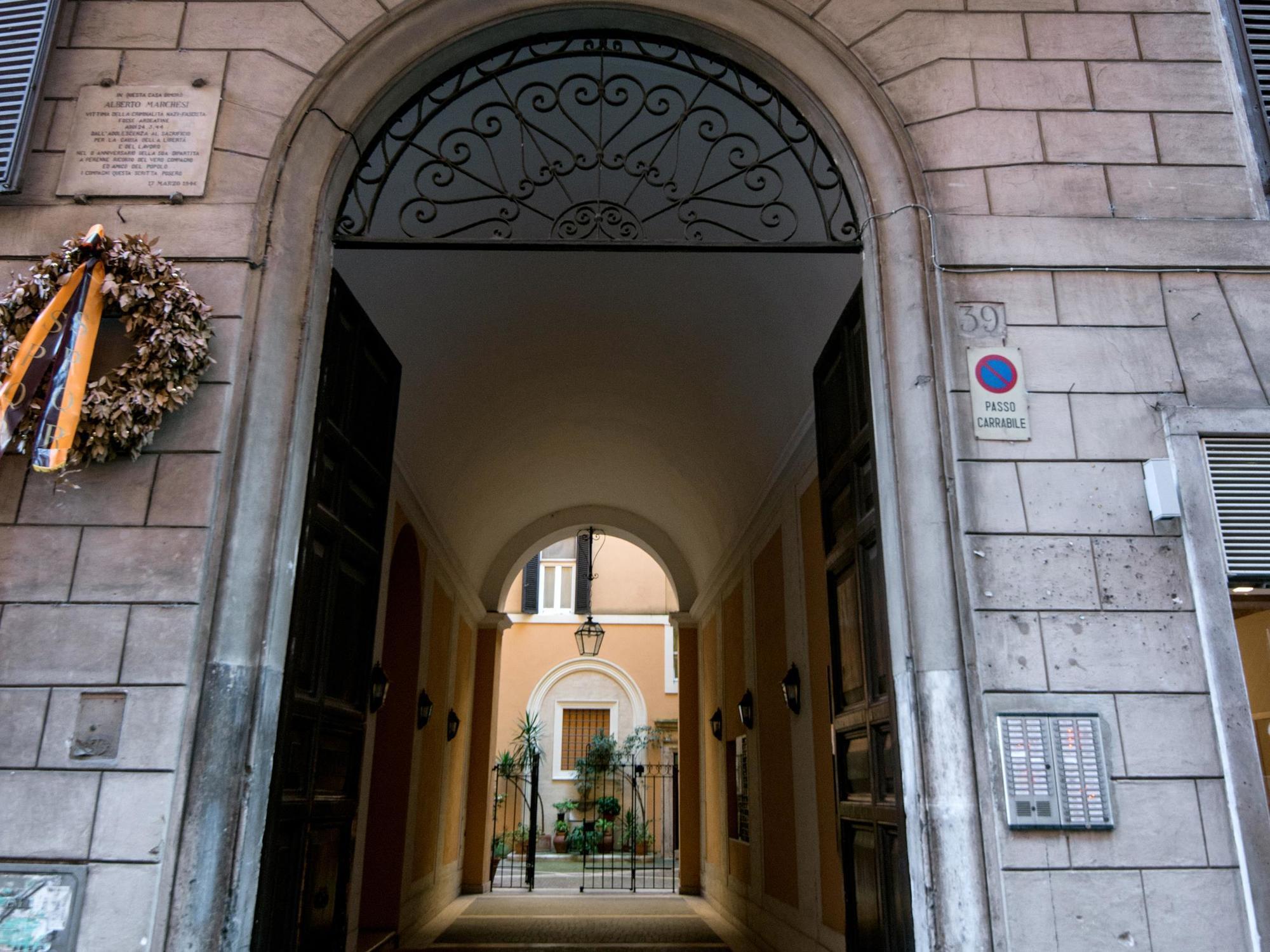 Assunta Domus Rome