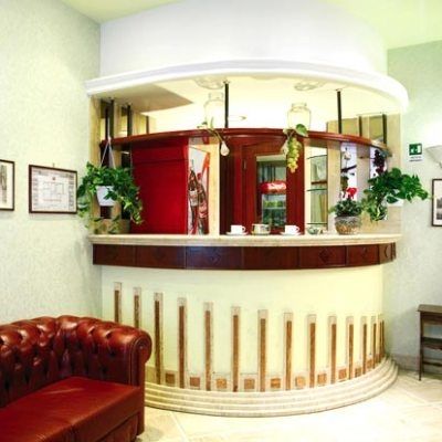 Hotel Dina