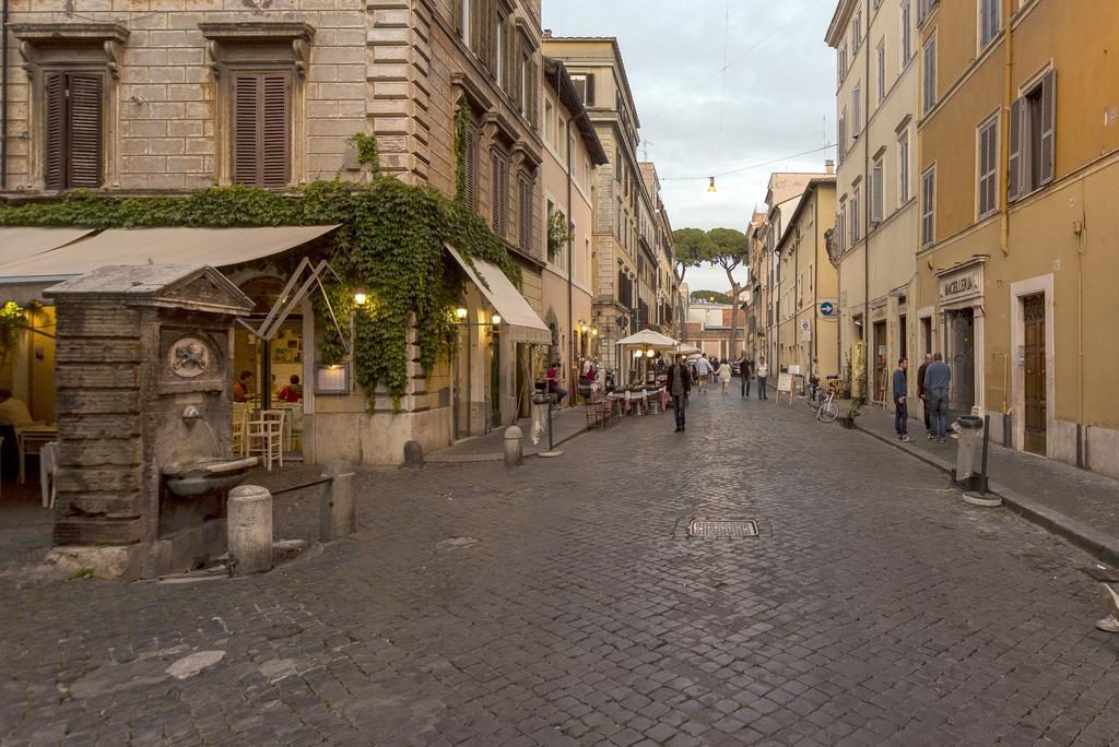 Apartamento La Porta Rossa Di Borgo - Vatican Luxury