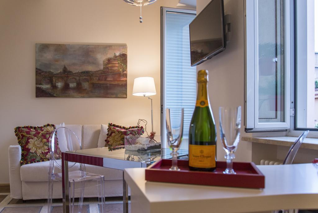 Apartamento La Porta Rossa Di Borgo - Vatican Luxury