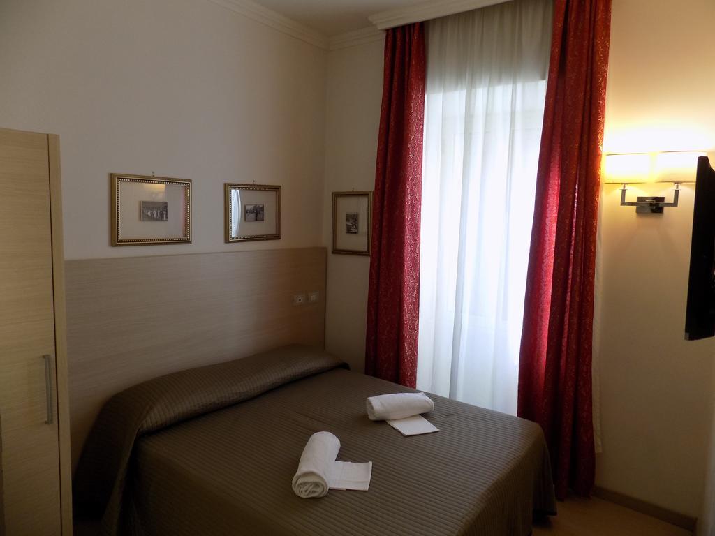 Couette-café House 3*