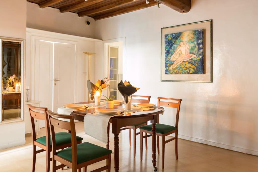 Apartment Via Laurina 40 Rome