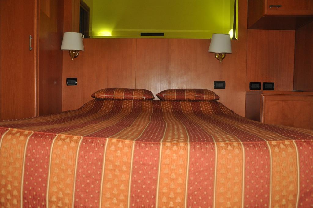 Hostel Beauty
