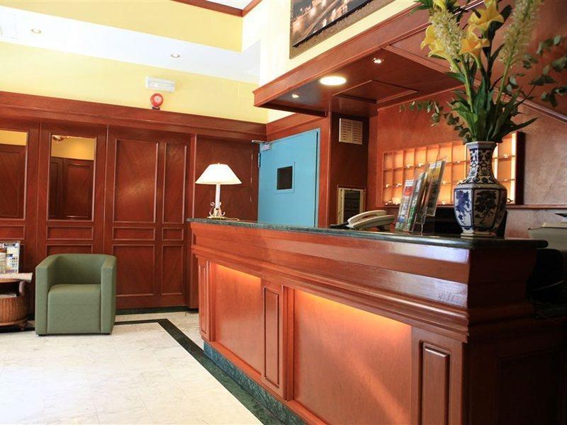Flower Garden Hotel 3*