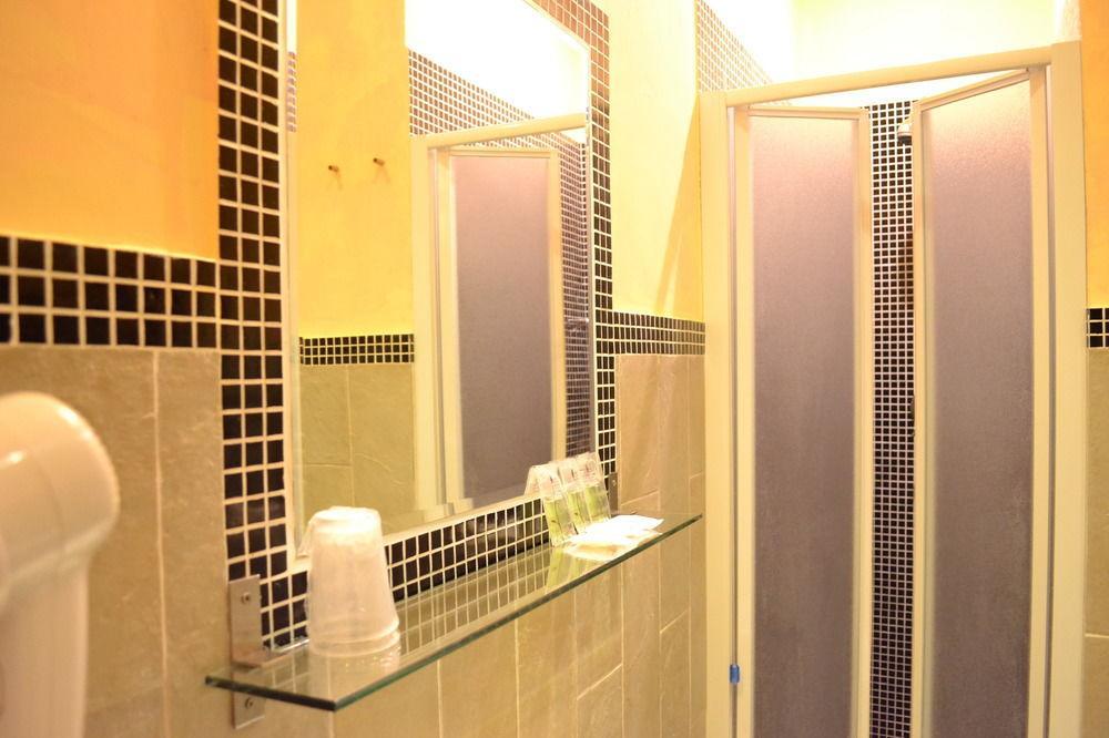 Tiburtina House Guest house Rome