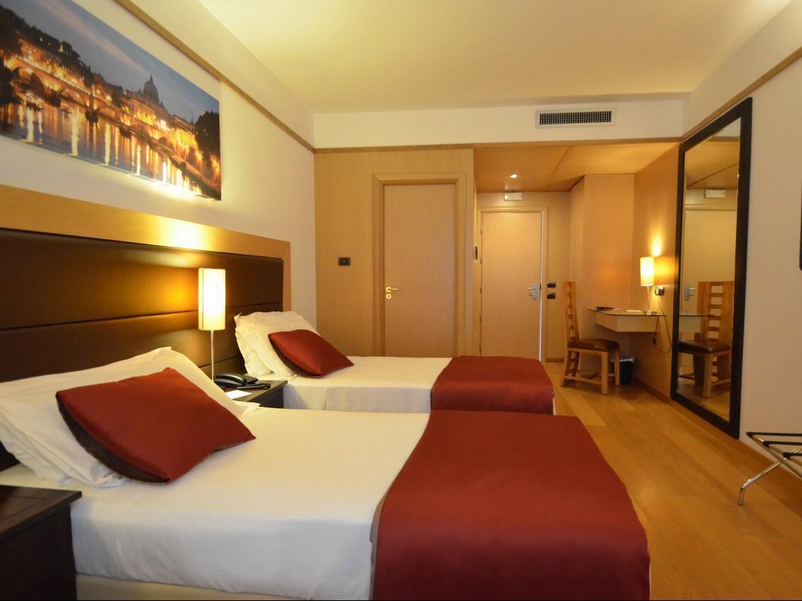 Ginevra Palace 3* Rome