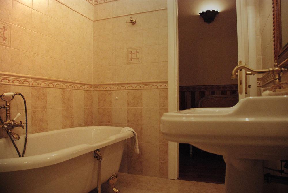 Barberini 3* Rome