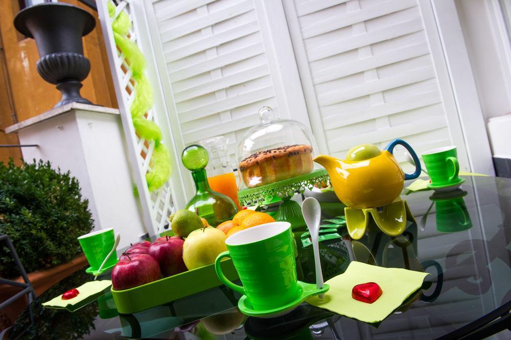 Domus Spagna Capo Le Case Acomodação com café da manhã  3*