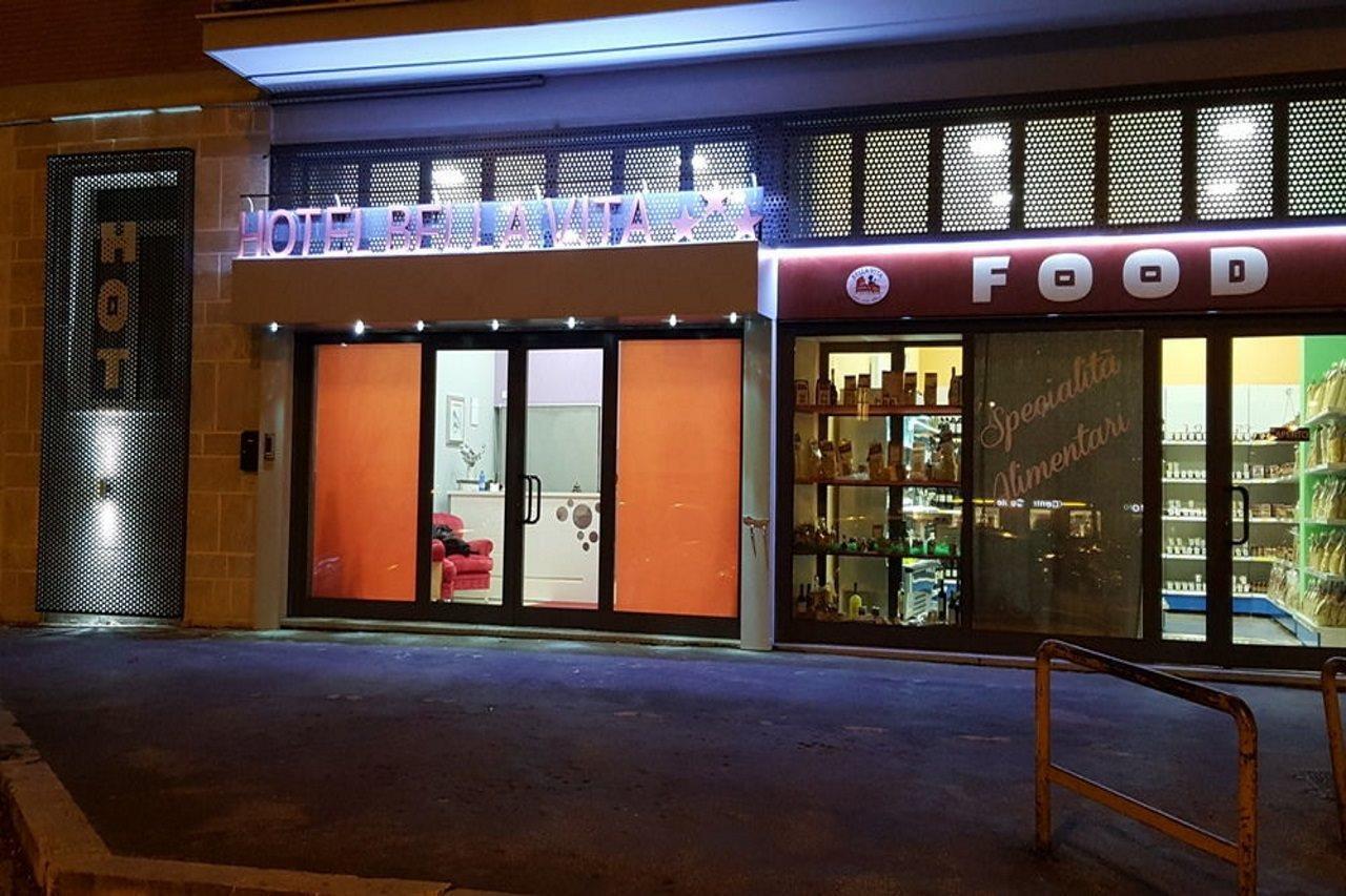 Bella Hotel