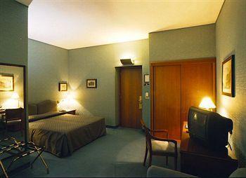 Domus Aventina 3* Rome