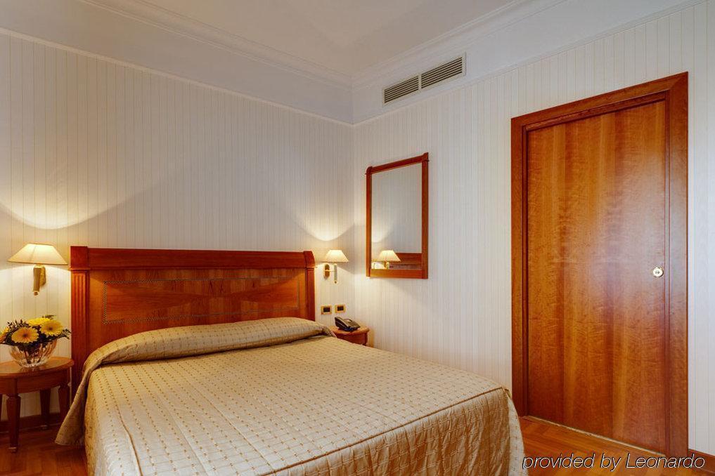 Residenza Romacentro Guest house