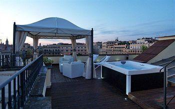 Relais Badoer 2*