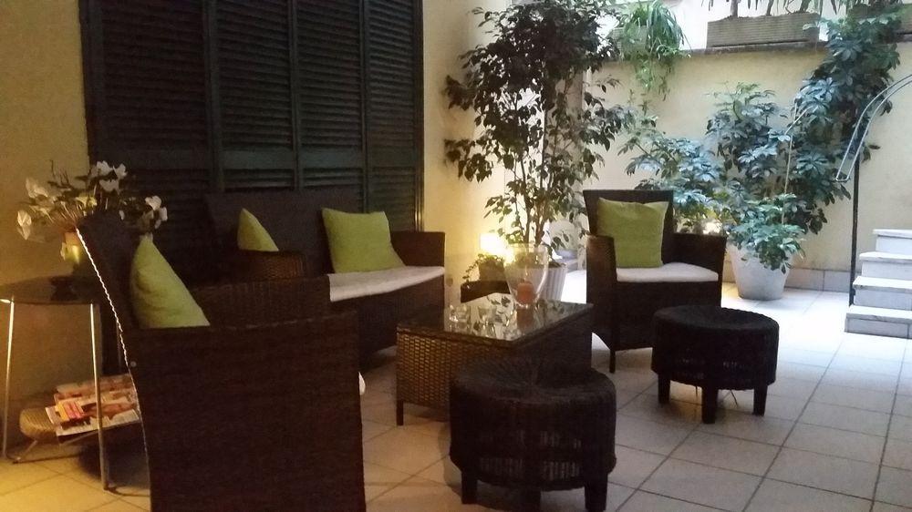 Pratinnvatican Couette-café 3*
