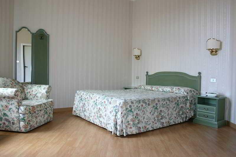 Hotel Torlonia Rome