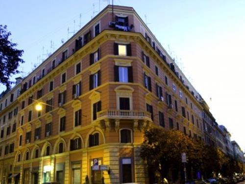 Interno 5 2* Rome