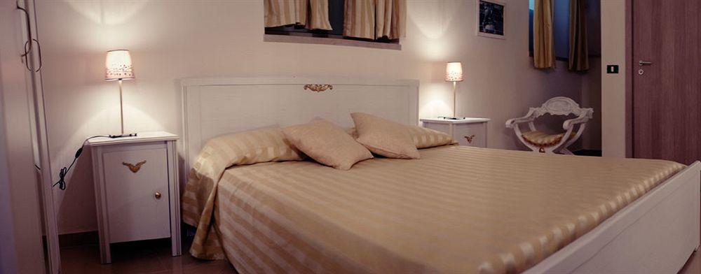 74 Crescenzio House Guest house