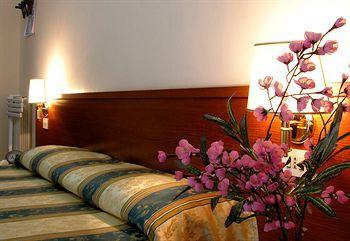 Oasi 3* Rome