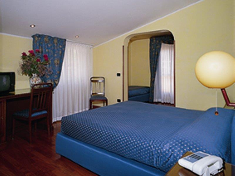 Centro Hotel 3*
